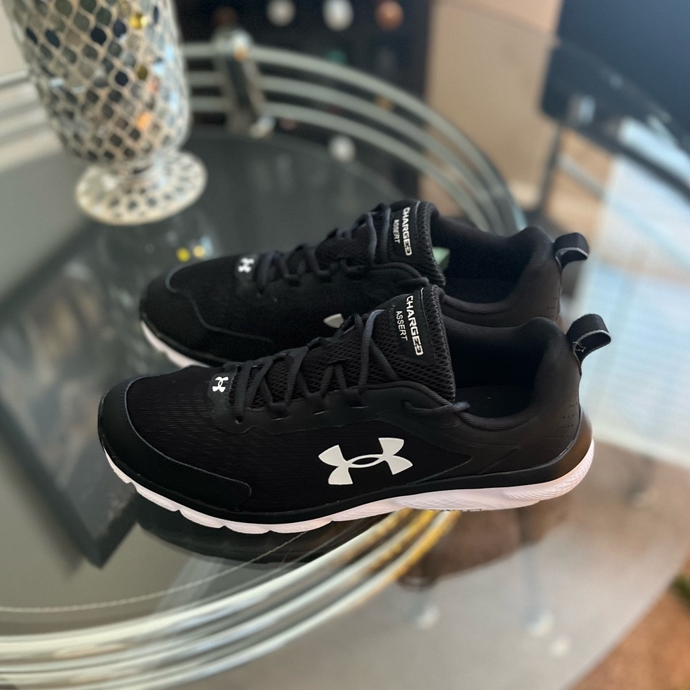 Under Armour Men's Charged Assert 9 Running Shoes